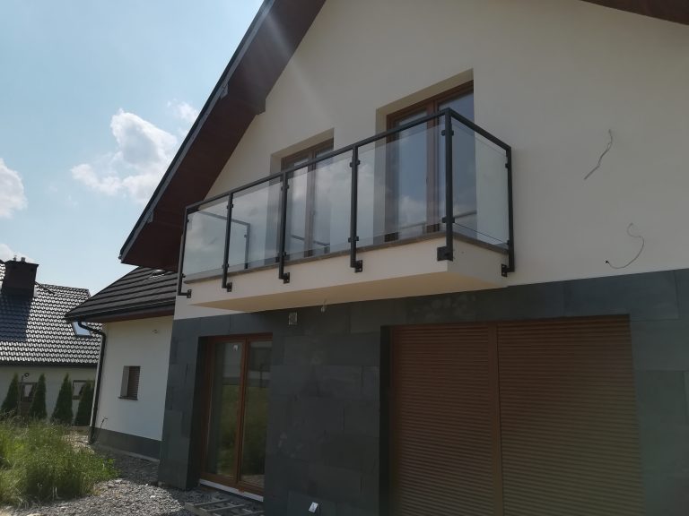 nowoczesne balustrady zewnętrzne