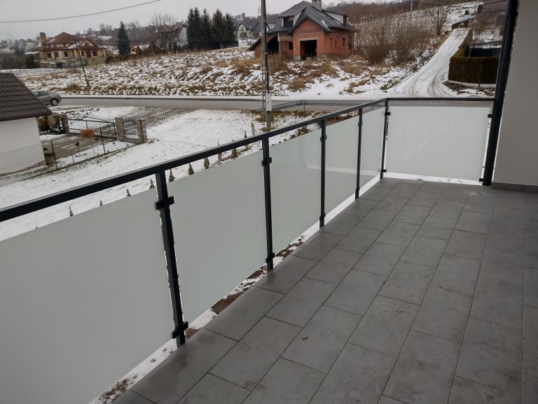 nowoczesne balustrady zewnętrzne