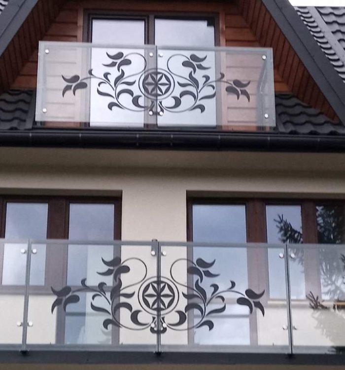nowoczesne balustrady zewnętrzne